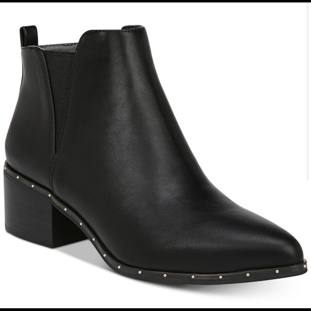 Bar III Gabby ankle booties. New, never worn in original box.